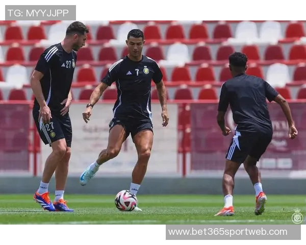 C罗深度专访揭秘历史地位与退役思考畅谈世界杯梦想与未来规划